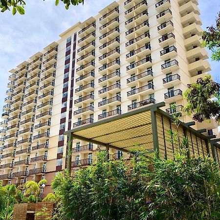 Condo W/ Balcony Near Mactan International Airport Lapu-Lapu City Exterior photo