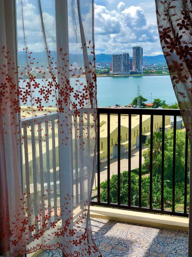 Condo W/ Balcony Near Mactan International Airport Lapu-Lapu City Exterior photo