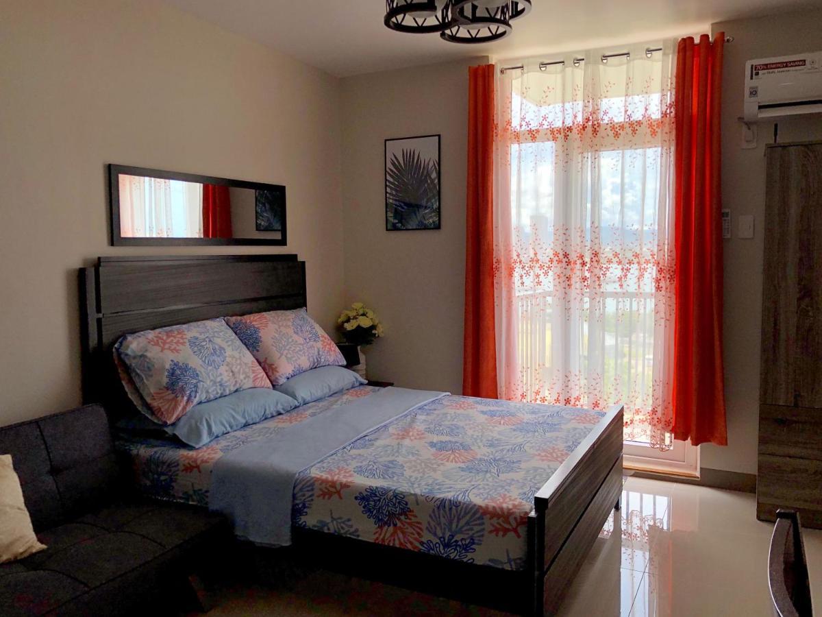 Condo W/ Balcony Near Mactan International Airport Lapu-Lapu City Exterior photo