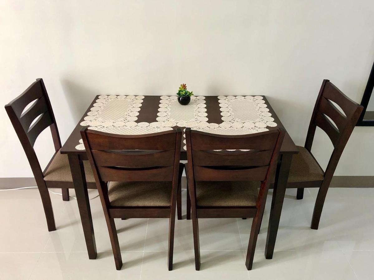Condo W/ Balcony Near Mactan International Airport Lapu-Lapu City Exterior photo