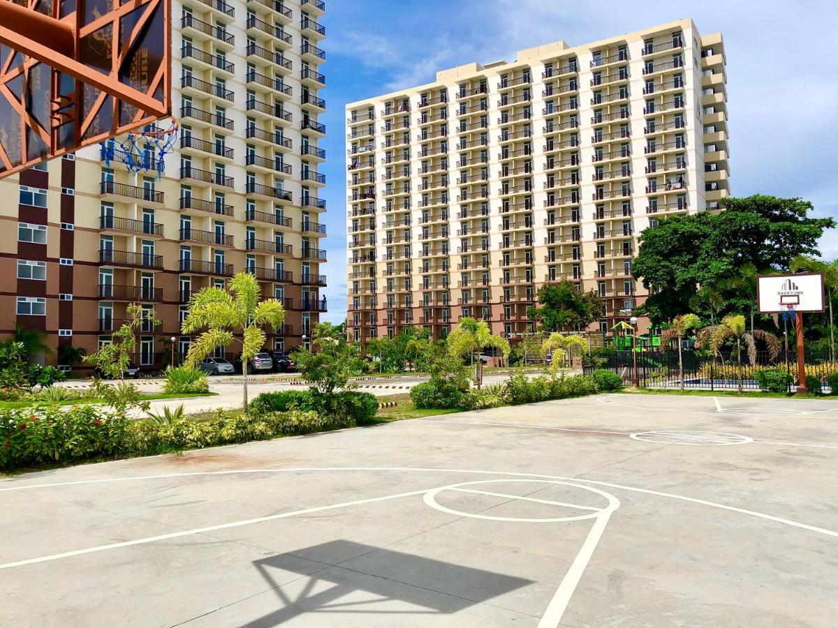 Condo W/ Balcony Near Mactan International Airport Lapu-Lapu City Exterior photo