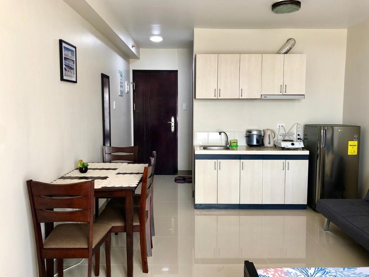 Condo W/ Balcony Near Mactan International Airport Lapu-Lapu City Exterior photo